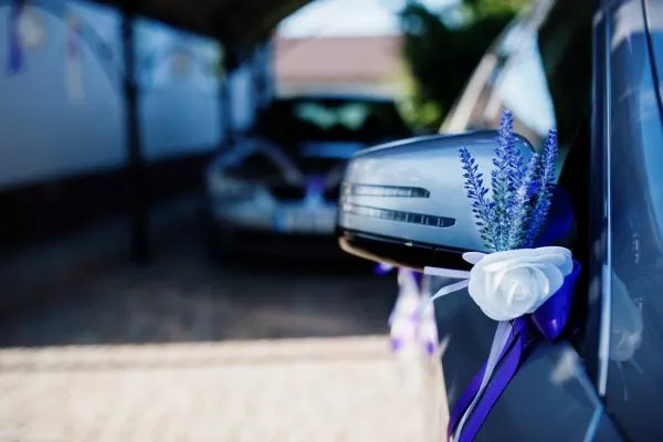 sewa mobil penganting wedding car
